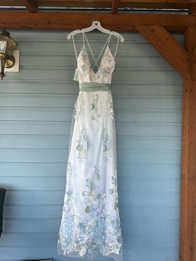 Hannah Tikkanen Calypso Deep V, Spaghetti Strap Gown